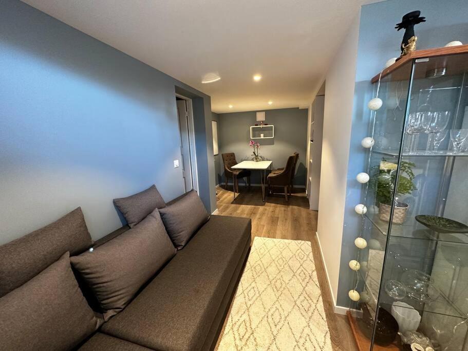 Basement Apartment With Parking Alesund Luaran gambar