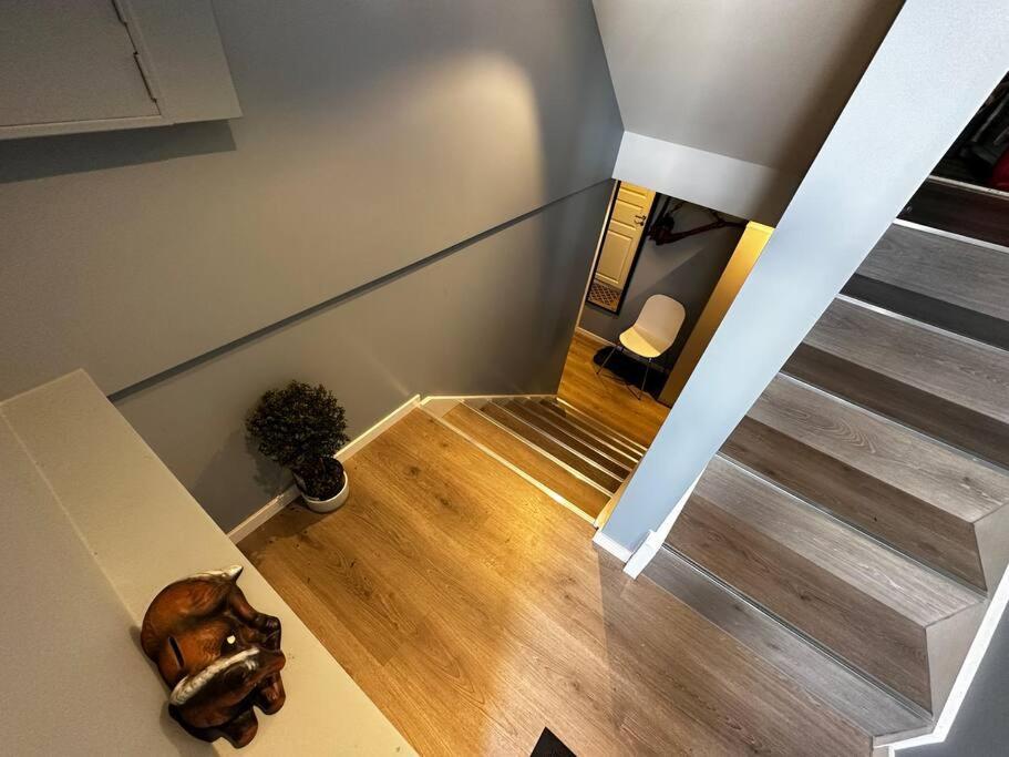 Basement Apartment With Parking Alesund Luaran gambar